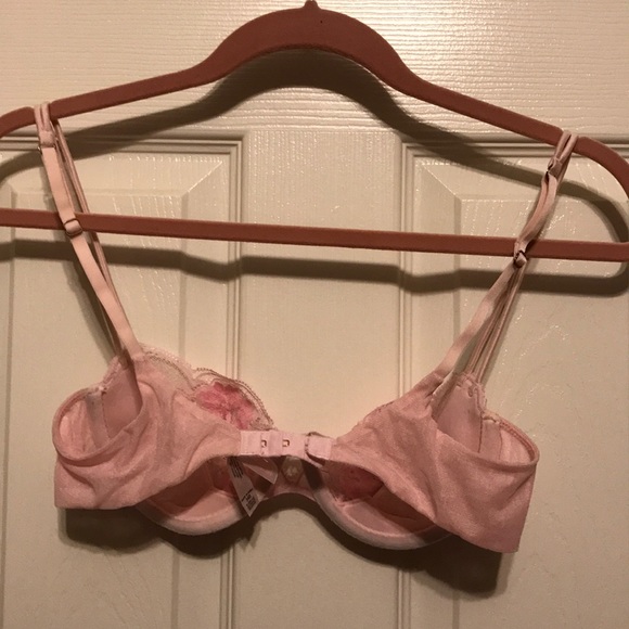 Victoria's Secret very sexy push up 34B - Picture 4 of 6